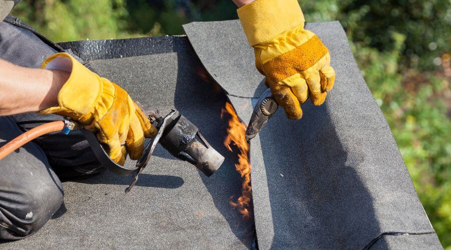 Expert Emergency Roof Repairs services in Laurens, SC